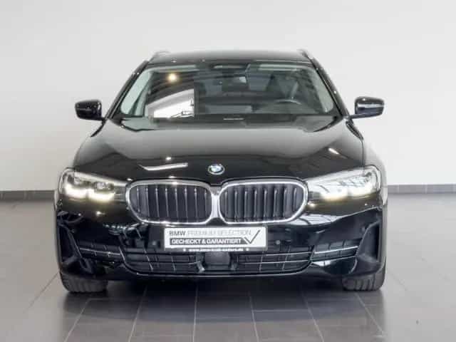 BMW 5 Series 520 i Touring LED+SHZ+Temp+Apple CarPlay 12/2022-photo-1