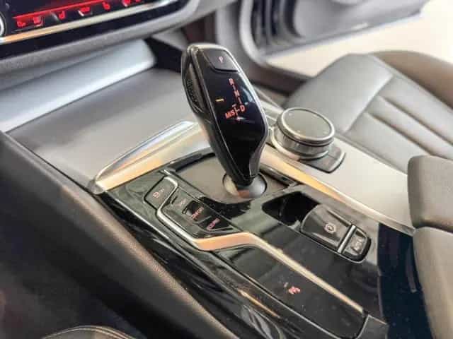 BMW 5 Series 520 i Touring LED+SHZ+Temp+Apple CarPlay 12/2022-photo-11