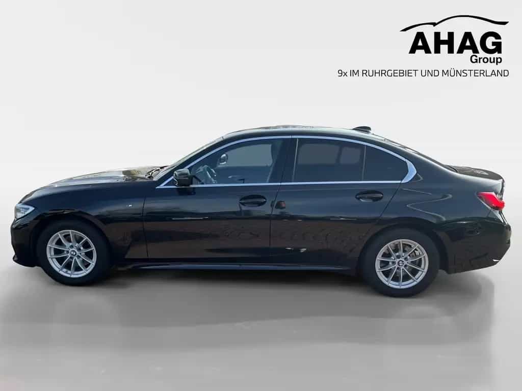 BMW 3 Series i Limousine 06/2021-photo-5