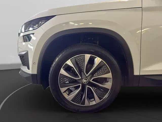 Skoda Kodiaq 1.5 TSI DSG Tour LED*RFK*ACC*NAVI*SZH Kli 07/2022-photo-15