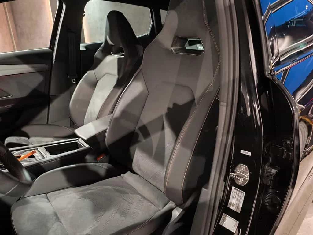 Cupra Formentor 333 VZ eSitz AHK PANO TOP VIEW MATRIX 05/2025-photo-8