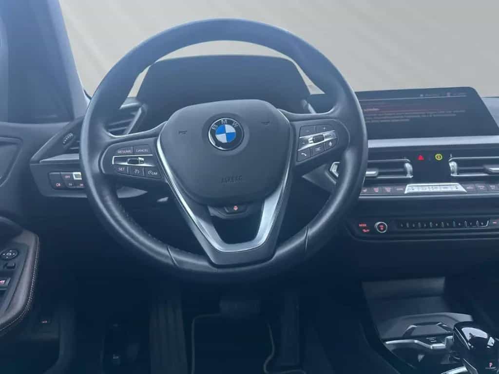 BMW 120 d Luxury Line LC Prof AHK Lenkradheizung 07/2022-photo-11