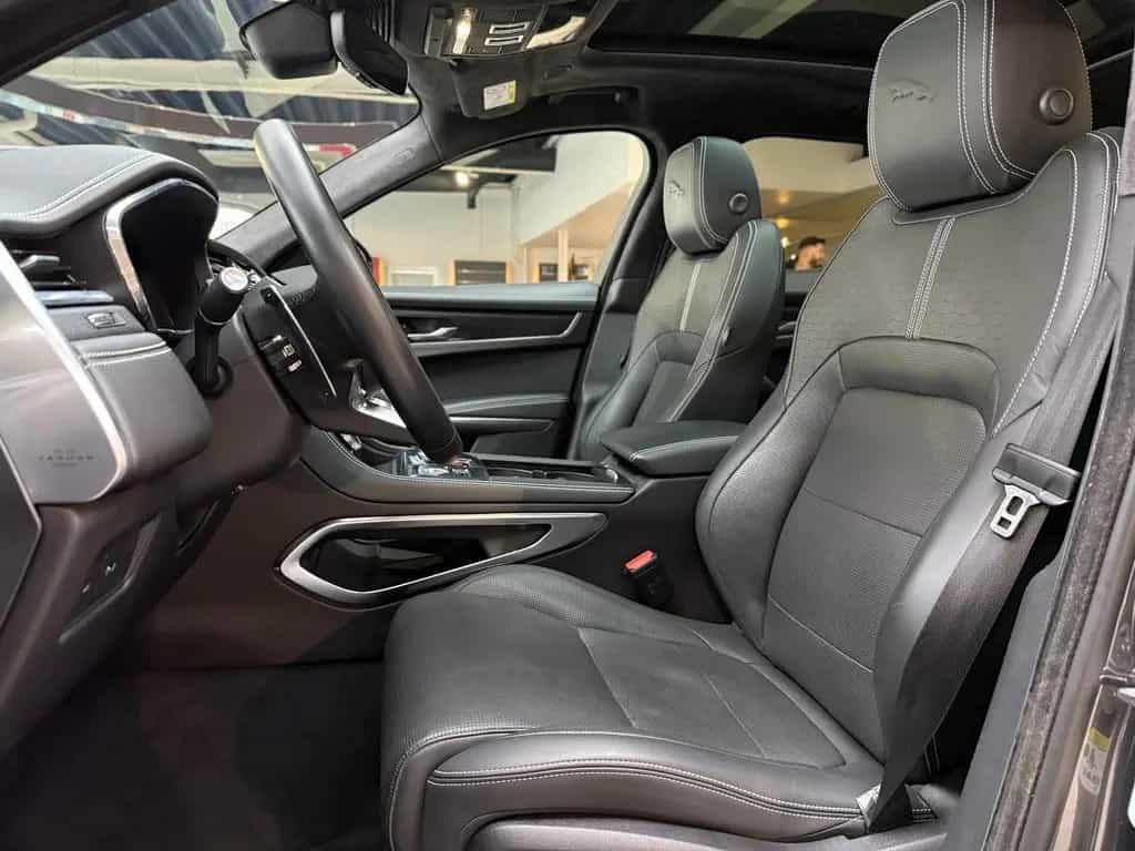 Jaguar F-Pace P400 AWD*Pano*HuD*Massage*Matrix*Standhzg 07/2024-photo-11