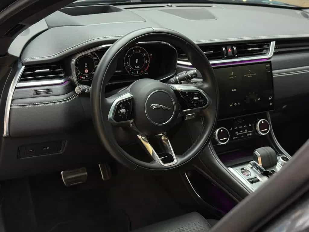 Jaguar F-Pace P400 AWD*Pano*HuD*Massage*Matrix*Standhzg 07/2024-photo-13