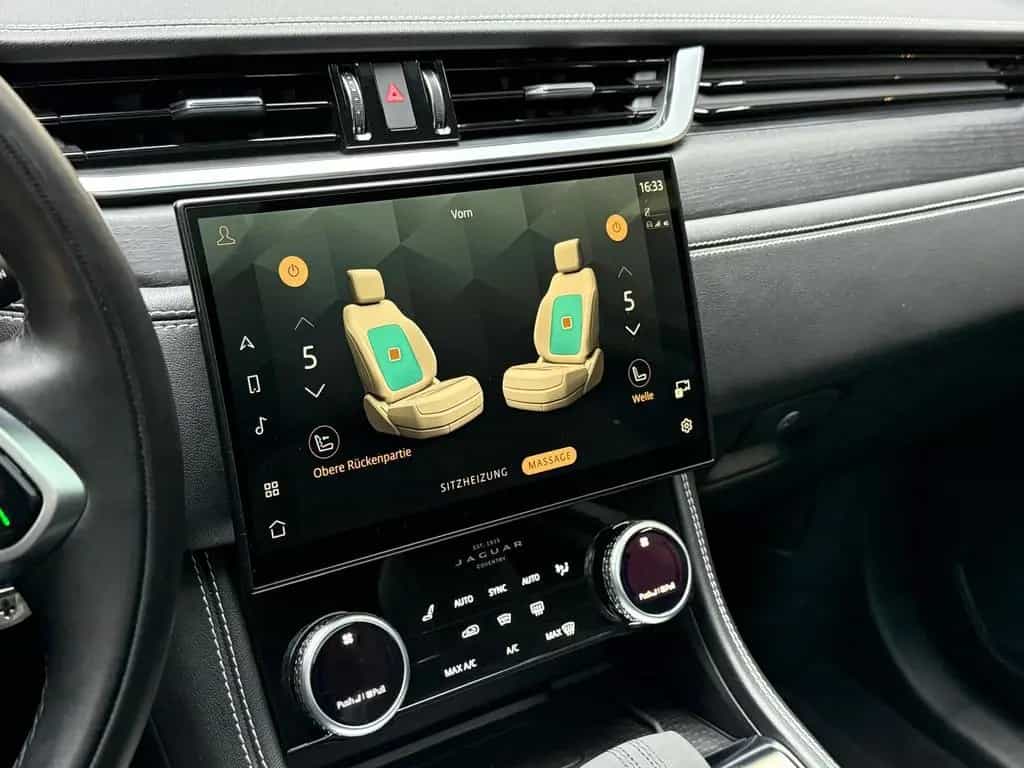 Jaguar F-Pace P400 AWD*Pano*HuD*Massage*Matrix*Standhzg 07/2024-photo-17