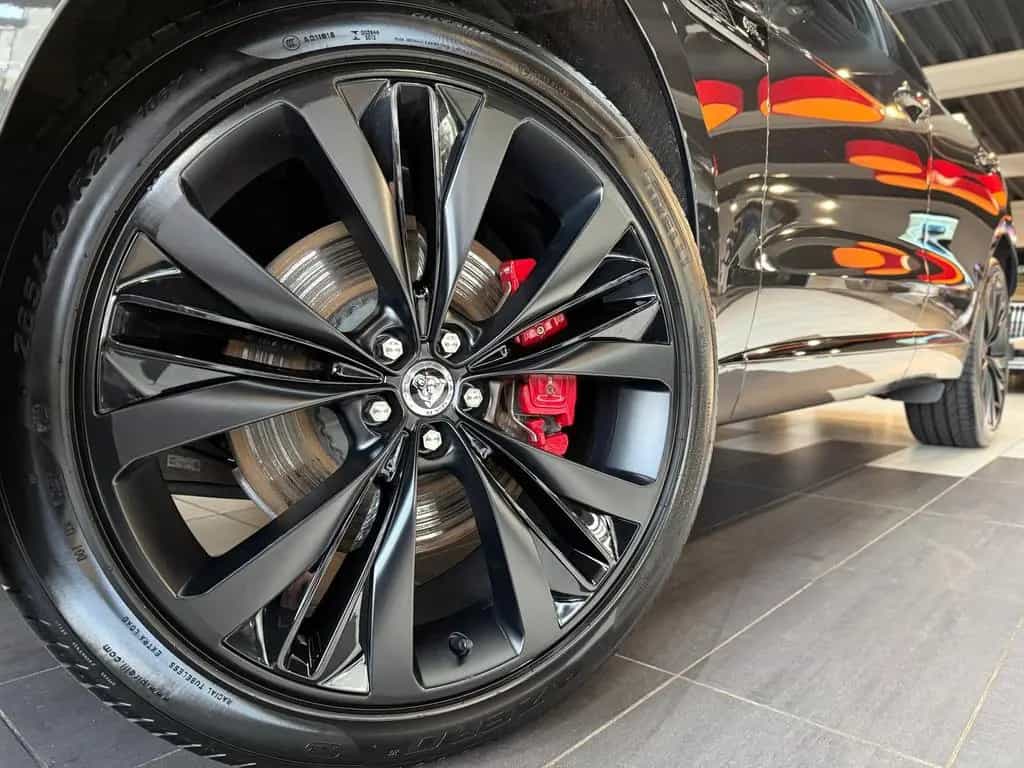 Jaguar F-Pace P400 AWD*Pano*HuD*Massage*Matrix*Standhzg 07/2024-photo-2