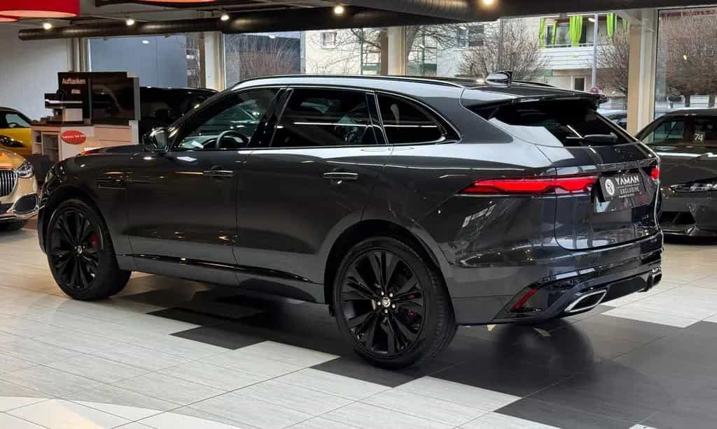 Jaguar F-Pace P400 AWD*Pano*HuD*Massage*Matrix*Standhzg 07/2024-photo-8