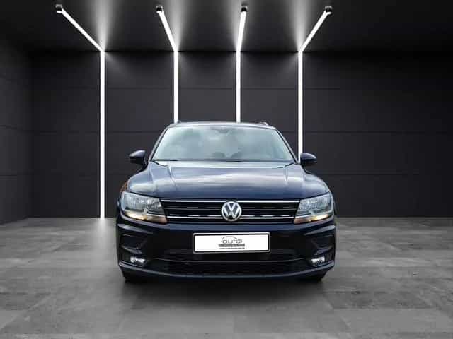 Volkswagen Tiguan 2.0TSI Highline 4x4 DSG Standheizung Navi 04/2018-photo-1