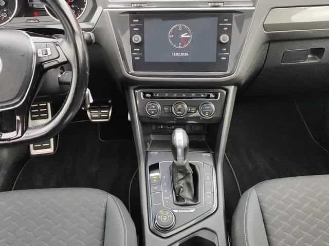 Volkswagen Tiguan 2.0TSI Highline 4x4 DSG Standheizung Navi 04/2018-photo-14