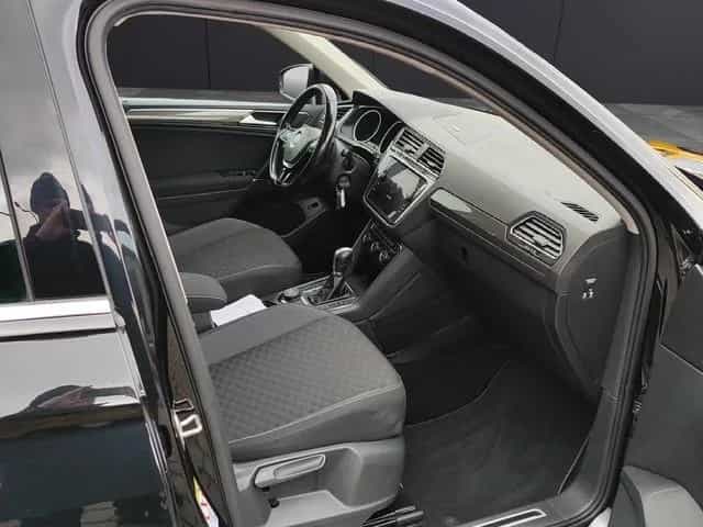 Volkswagen Tiguan 2.0TSI Highline 4x4 DSG Standheizung Navi 04/2018-photo-16