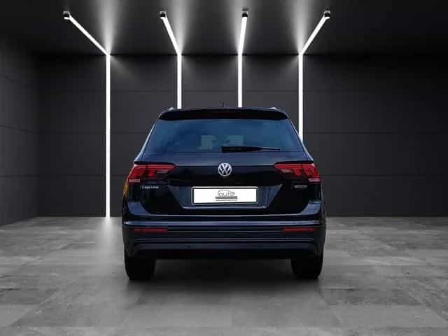 Volkswagen Tiguan 2.0TSI Highline 4x4 DSG Standheizung Navi 04/2018-photo-4