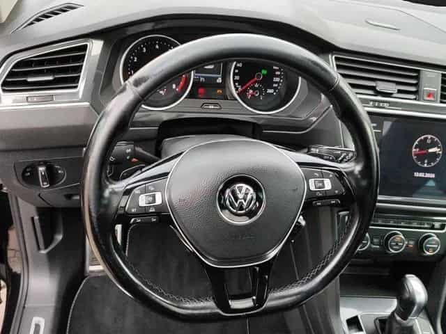 Volkswagen Tiguan 2.0TSI Highline 4x4 DSG Standheizung Navi 04/2018-photo-9