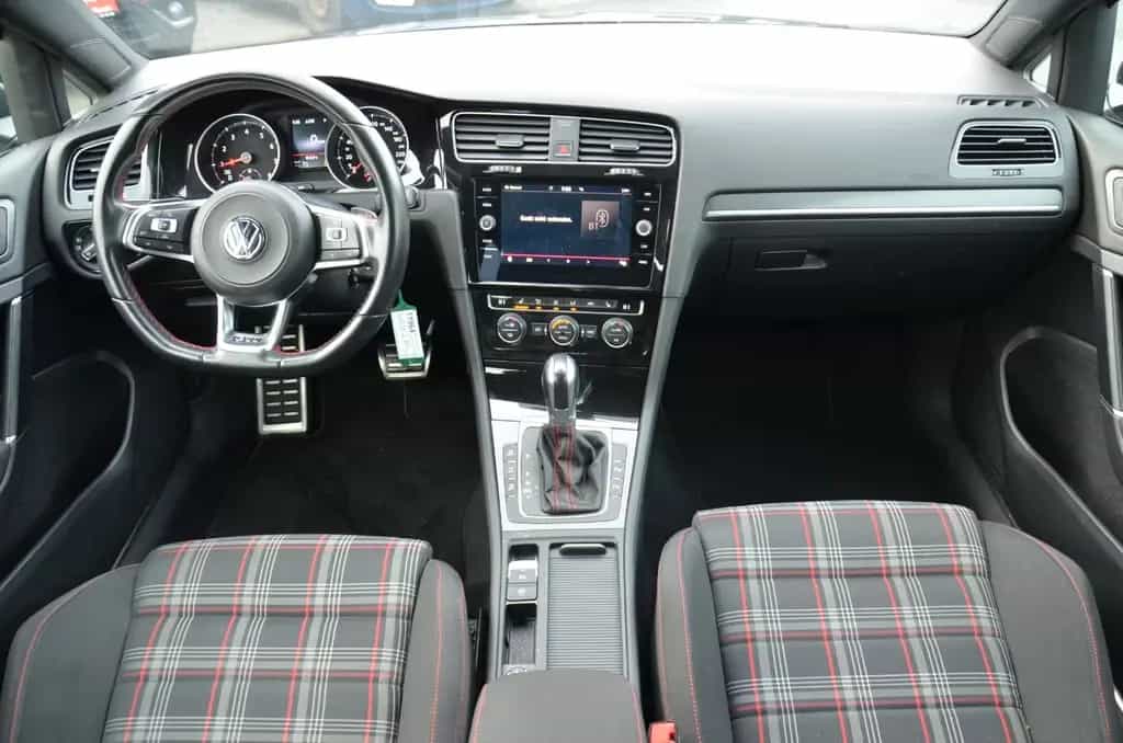 Volkswagen Golf VII Lim. GTI BMT*ACC*DCC*NAVI*TEMPO 03/2018-photo-12