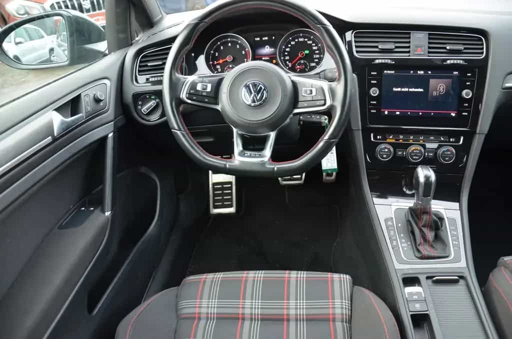Volkswagen Golf VII Lim. GTI BMT*ACC*DCC*NAVI*TEMPO 03/2018-photo-14