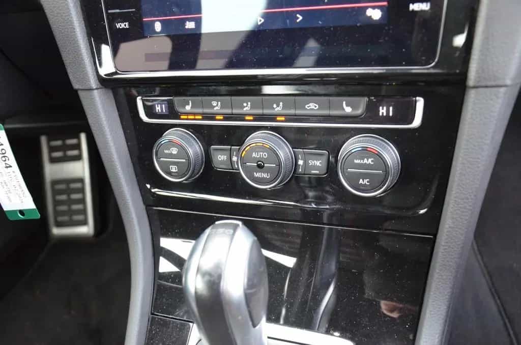 Volkswagen Golf VII Lim. GTI BMT*ACC*DCC*NAVI*TEMPO 03/2018-photo-16