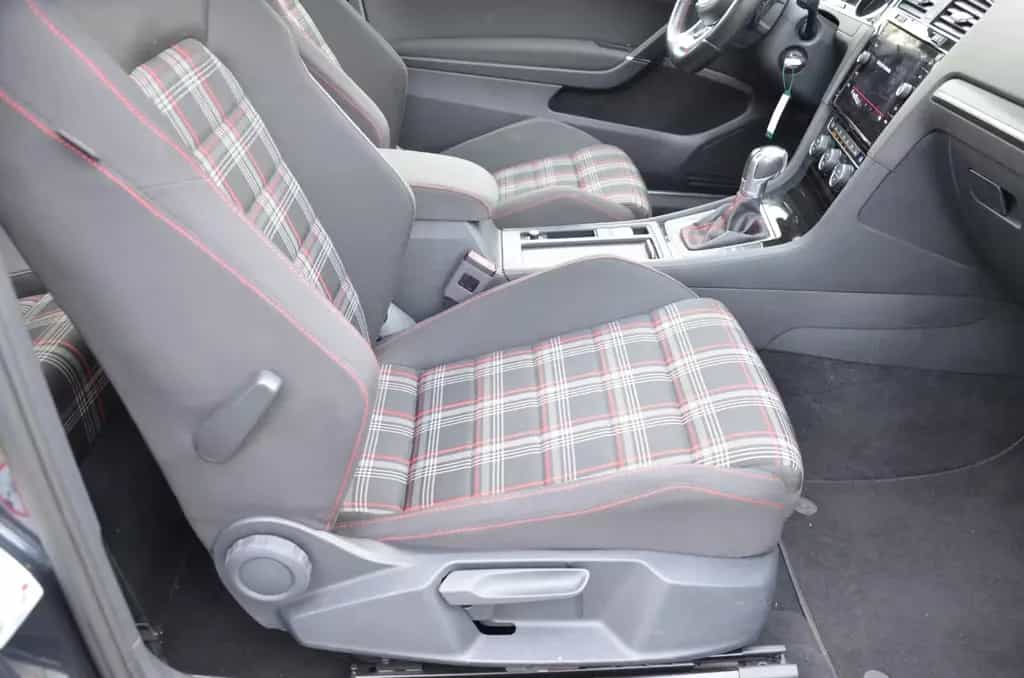 Volkswagen Golf VII Lim. GTI BMT*ACC*DCC*NAVI*TEMPO 03/2018-photo-20