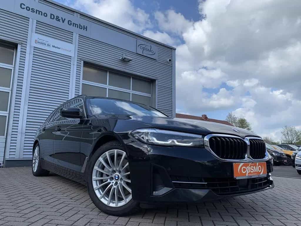 BMW 520 d Touring G31 Standhzg+Memory+Kamera+ACC 01/2022-photo-2