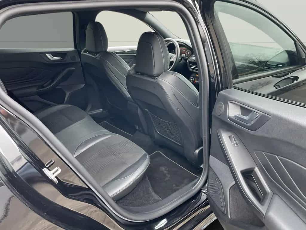 Ford Focus Turnier ST Performance+Kamera+Navi+B&O 11/2021-photo-12