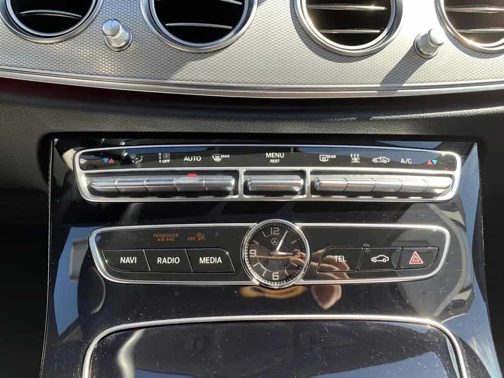 Mercedes-Benz E 220 E220d Limousine Standhzg+Navi+LED+Ambiente 11/2020-photo-13