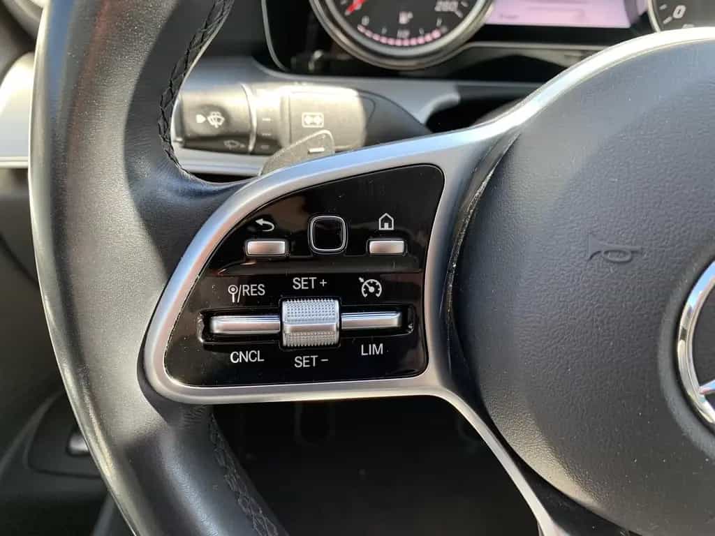 Mercedes-Benz E 220 E220d Limousine Standhzg+Navi+LED+Ambiente 11/2020-photo-16