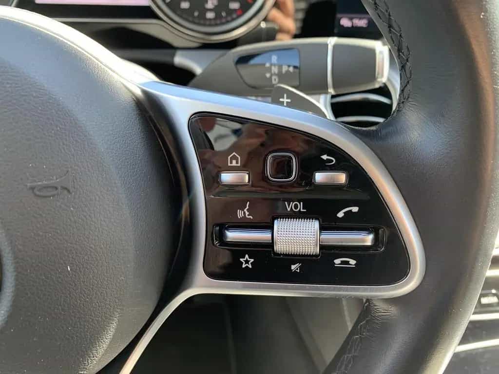 Mercedes-Benz E 220 E220d Limousine Standhzg+Navi+LED+Ambiente 11/2020-photo-17