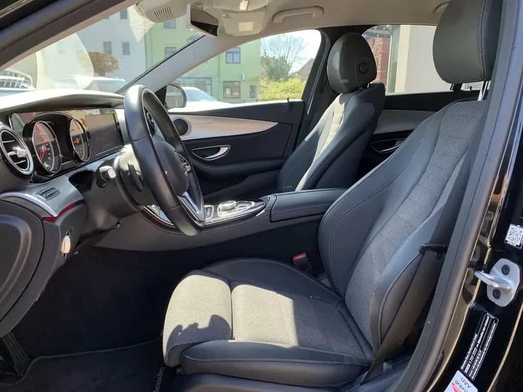 Mercedes-Benz E 220 E220d Limousine Standhzg+Navi+LED+Ambiente 11/2020-photo-8