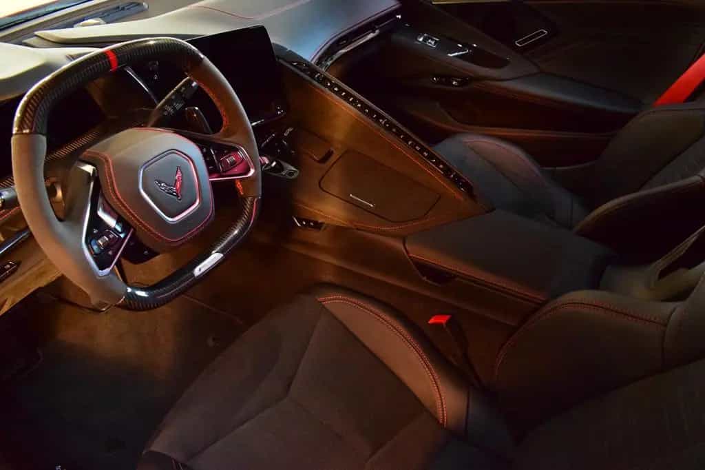 Corvette E-Ray CONVERTIBLE null-photo-2