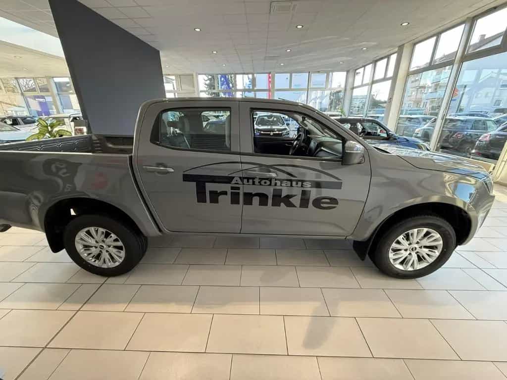 Isuzu D-Max Double Cab 4WD LS Apple CarPlay Android Au null-photo-5