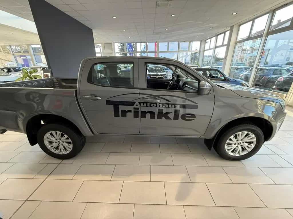Isuzu D-Max Double Cab 4WD LS Apple CarPlay Android Au null-photo-6