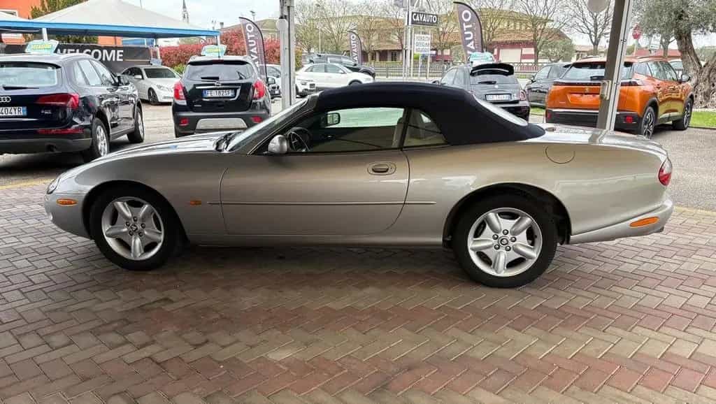 Jaguar XK XK8 4.0 Convertibile 04/1998-photo-5