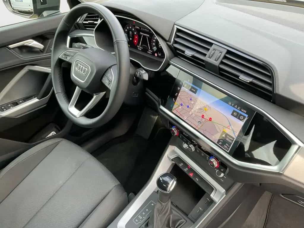 Audi Q3 35 TFSI S tronic AHK LED ACC NAVI LED 01/2025-photo-17