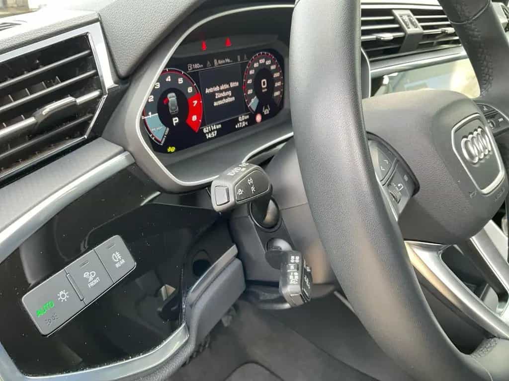 Audi Q3 35 TFSI S tronic AHK LED ACC NAVI LED 01/2025-photo-24
