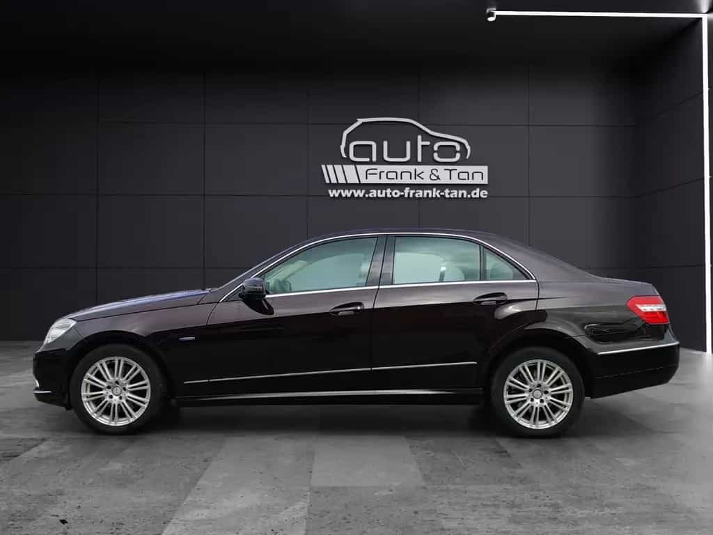 Mercedes-Benz E 350 CDI BlueEfficiency*Navi*Leder*Top Zustand* 06/2009-photo-2