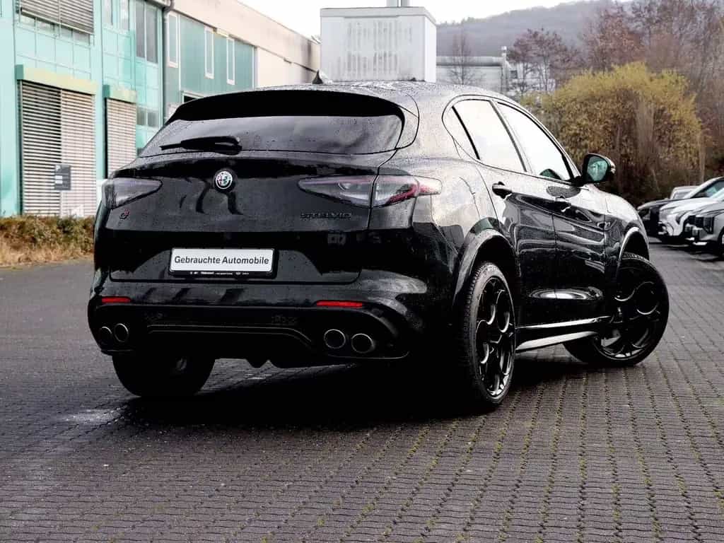 Alfa Romeo Stelvio Quadrifoglio 2,9 V6 Bi Turbo 375KW 12/2021-photo-2