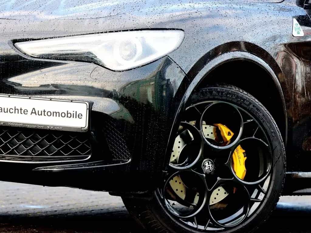 Alfa Romeo Stelvio Quadrifoglio 2,9 V6 Bi Turbo 375KW 12/2021-photo-3