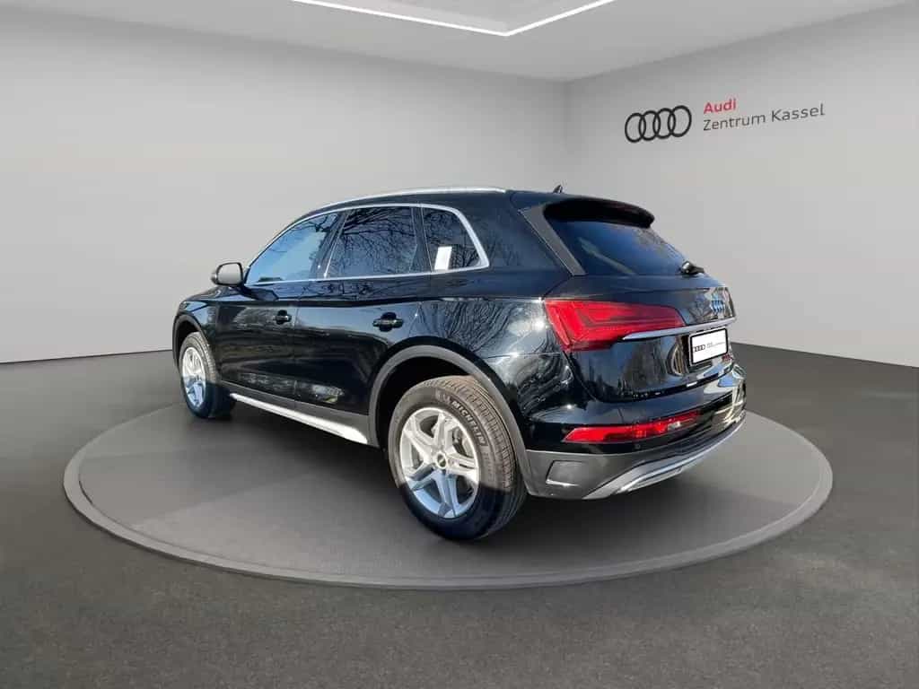 Audi Q5 50 TDI quattro LED Pano Standklima Kamera 01/2023-photo-3