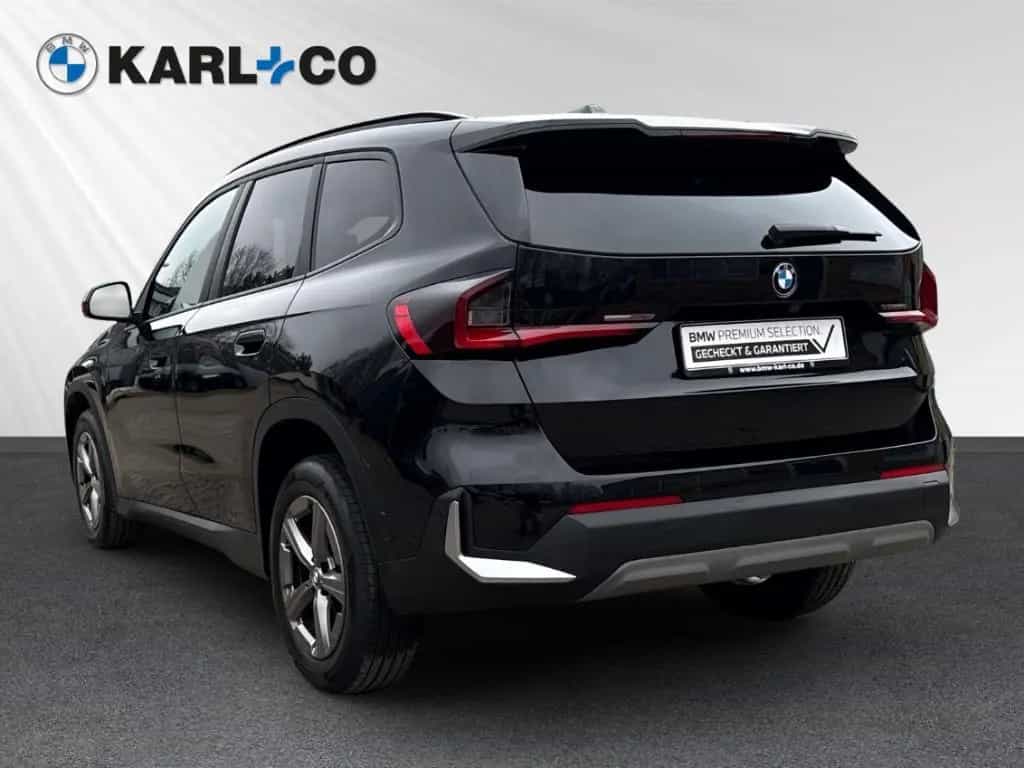 BMW X1 sDrive18d H&K HUD Aktivsitz mit Memory SHZ 08/2023-photo-2