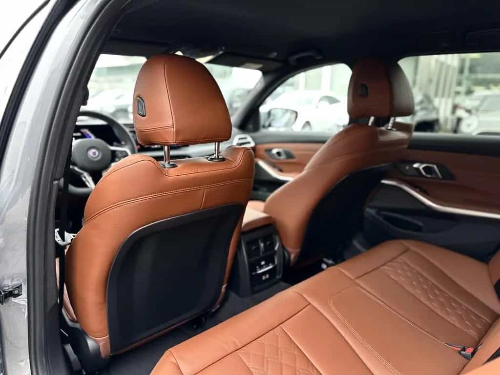 ALPINA D3 S Touring Allrad Head-Up HK HiFi DAB null-photo-15