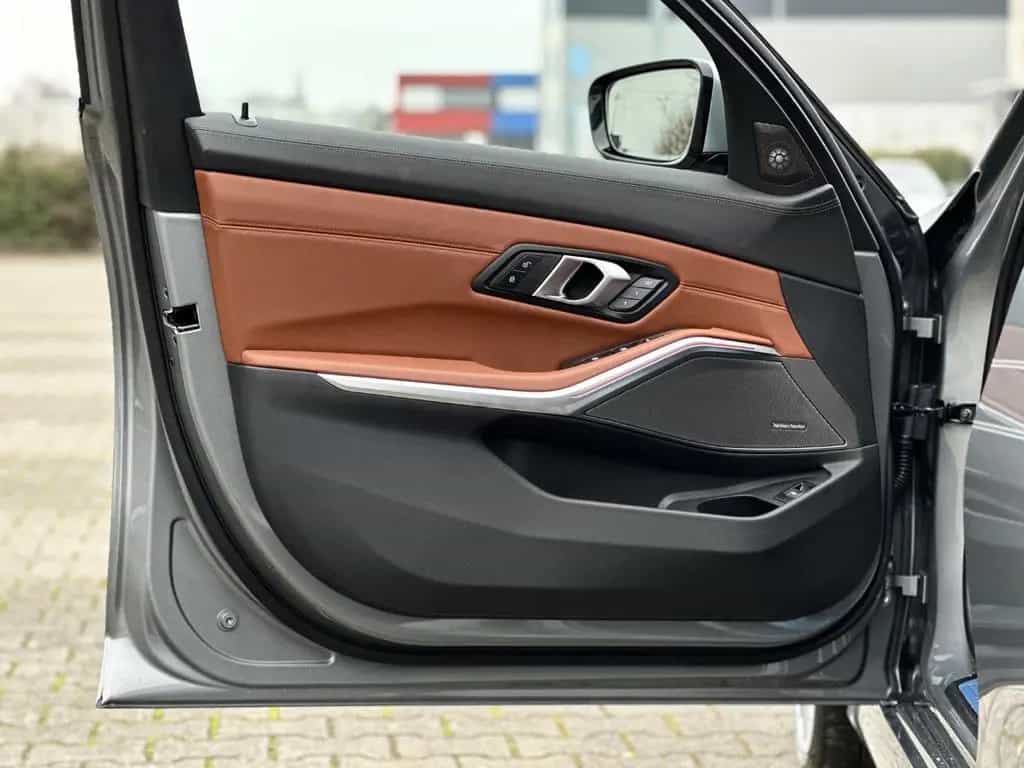 ALPINA D3 S Touring Allrad Head-Up HK HiFi DAB null-photo-7