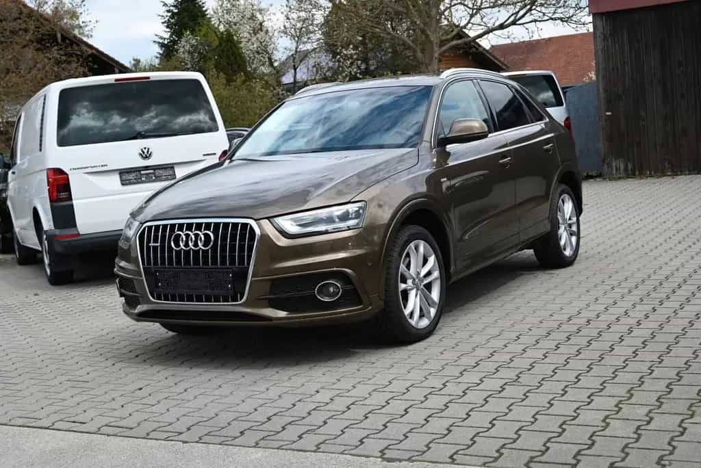 Audi Q3 2.0 TDI quattro S-Line/LED/ 18 Zoll/2. Hand 03/2014-photo-0