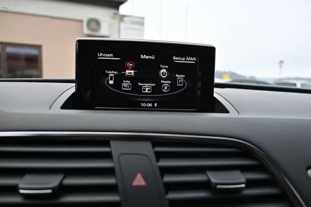 Audi Q3 2.0 TDI quattro S-Line/LED/ 18 Zoll/2. Hand 03/2014-photo-13