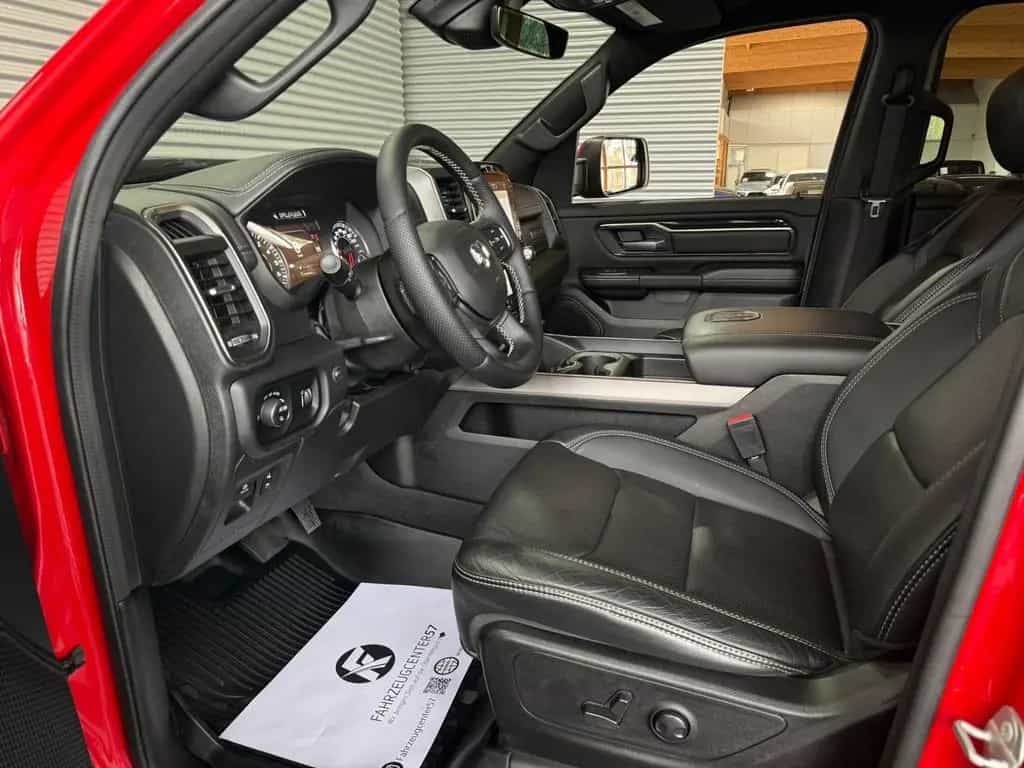 Dodge RAM 1500 5.7 SPORT 4x4/PANO/ROLL BAR/CARPLAY/AHK 07/2022-photo-11