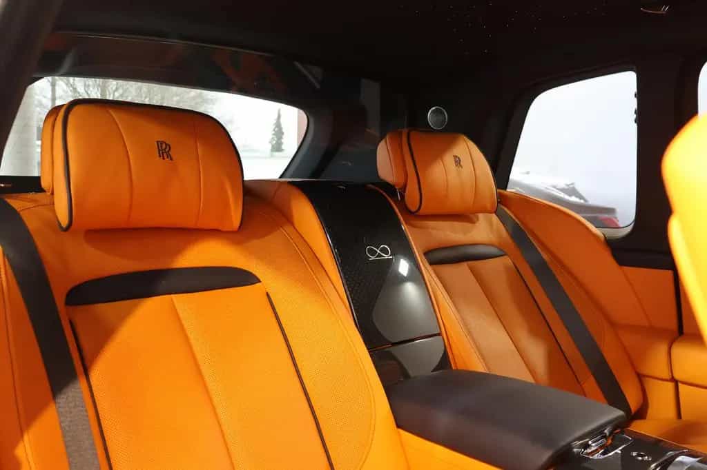 Rolls-Royce Cullinan 6.8 V12 Black Badge TV+SKY+MANDARIN+22" 03/2023-photo-29
