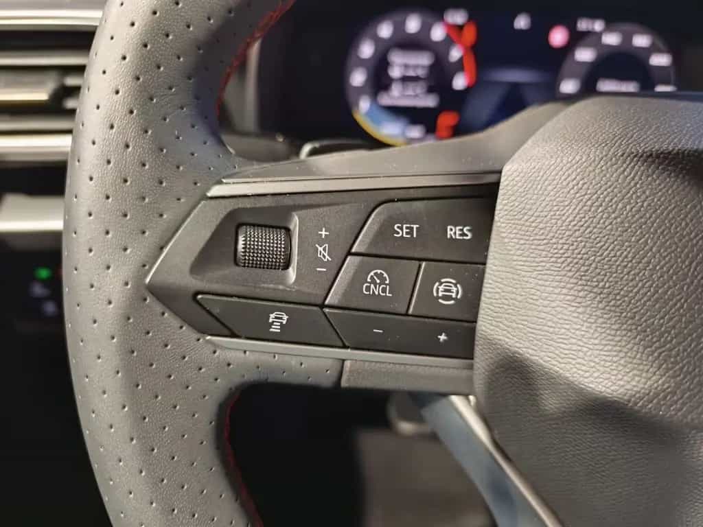 Seat Leon 1.5 eTSI DSG FR ab 189.- 990.- Anzahlung AL 03/2025-photo-9