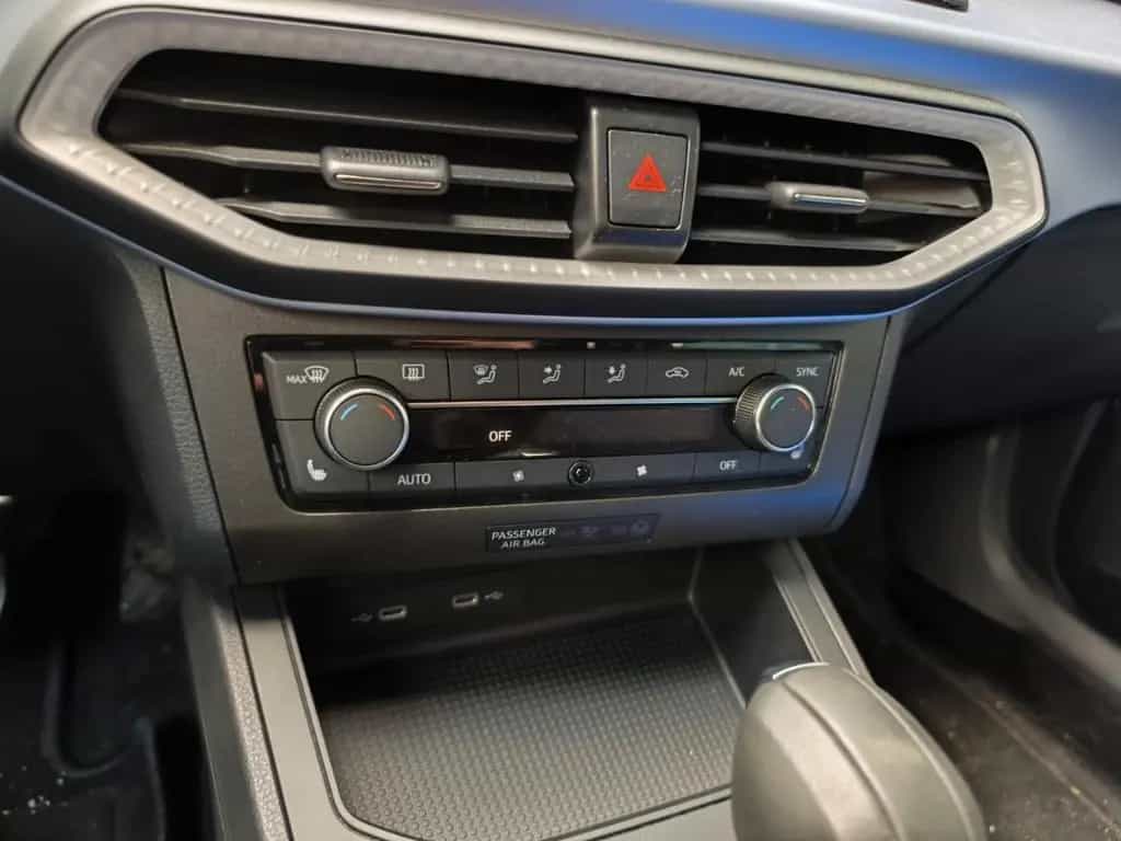Seat Ibiza 1.0 TSI DSG FR PRO NAVI LED ACC 01/2024-photo-12