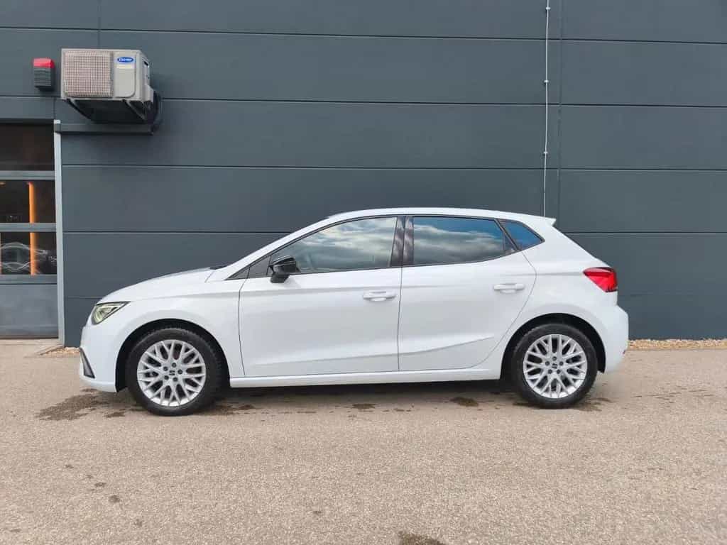 Seat Ibiza 1.0 TSI DSG FR PRO NAVI LED ACC 01/2024-photo-4