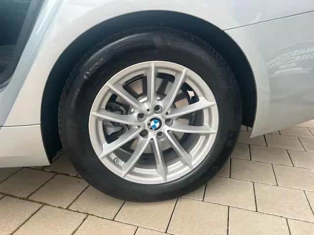 BMW 520 d Touring*LED*Kamera*AHK*Head up* El. Sitze* 08/2018-photo-14