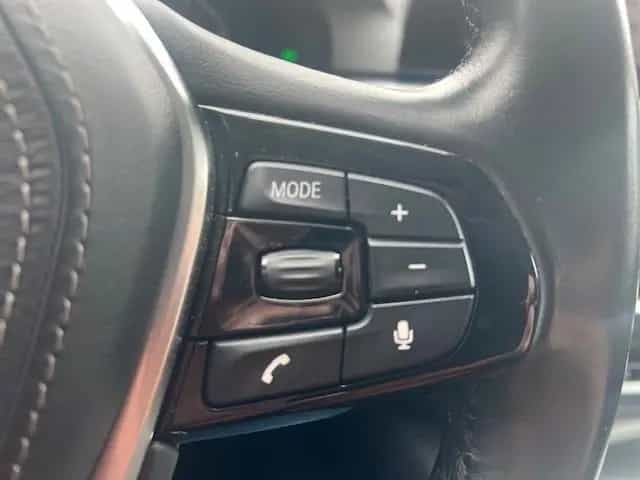 BMW 520 d Touring*LED*Kamera*AHK*Head up* El. Sitze* 08/2018-photo-27