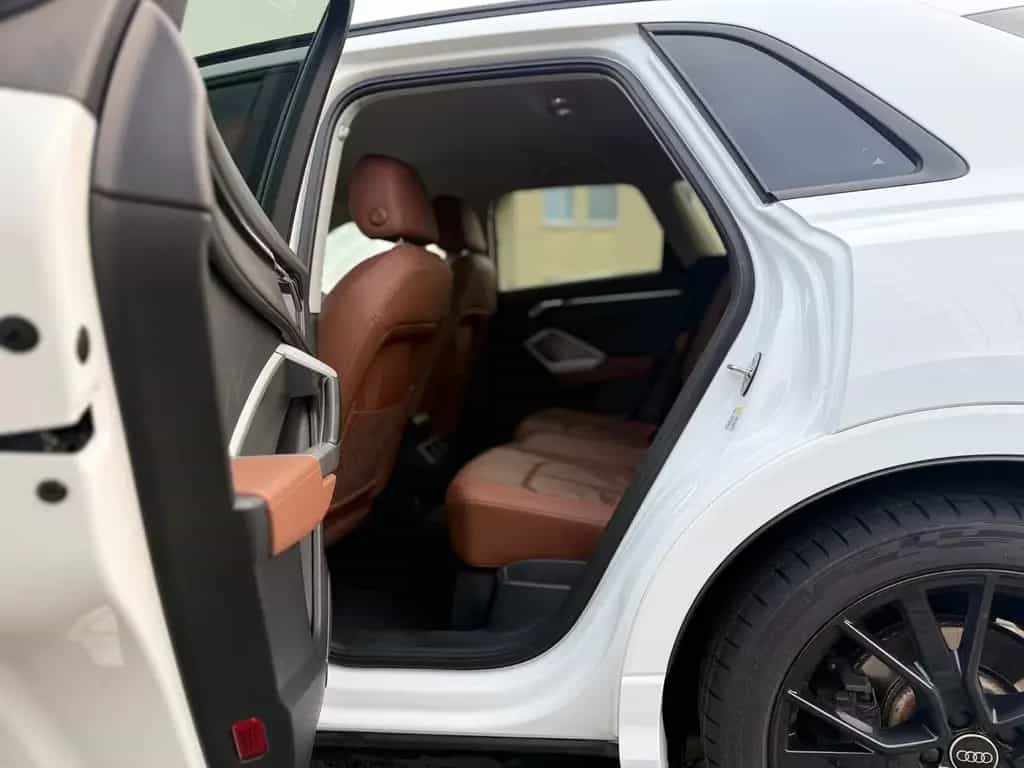 Audi Q3 45 TFSI QUATTRO 3XSLINE B&O LED KAMERA STANDH 04/2019-photo-9