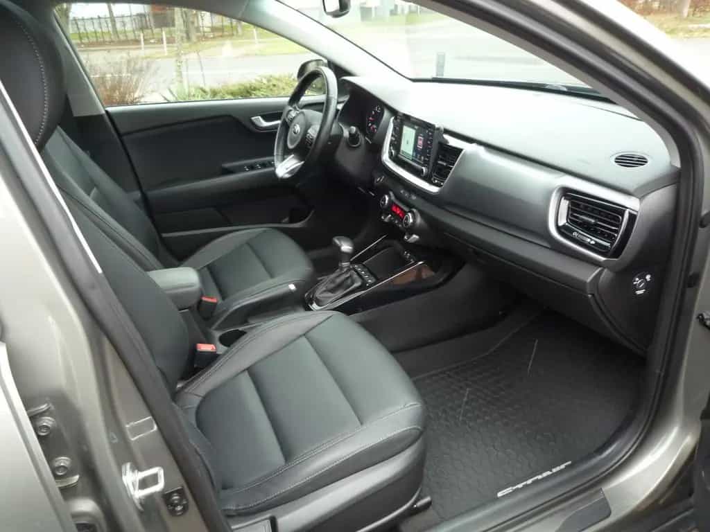 Kia Stonic Platinum Edition 11/2019-photo-12